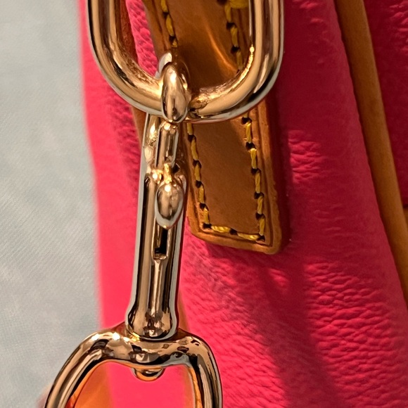 👜 Dooney & Bourke Small Daniela Satchel - Dark Pink- EUC- Crossbody - Picture 9 of 11